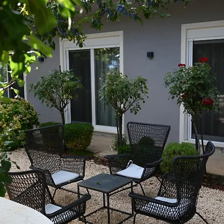 Apartman Paula *